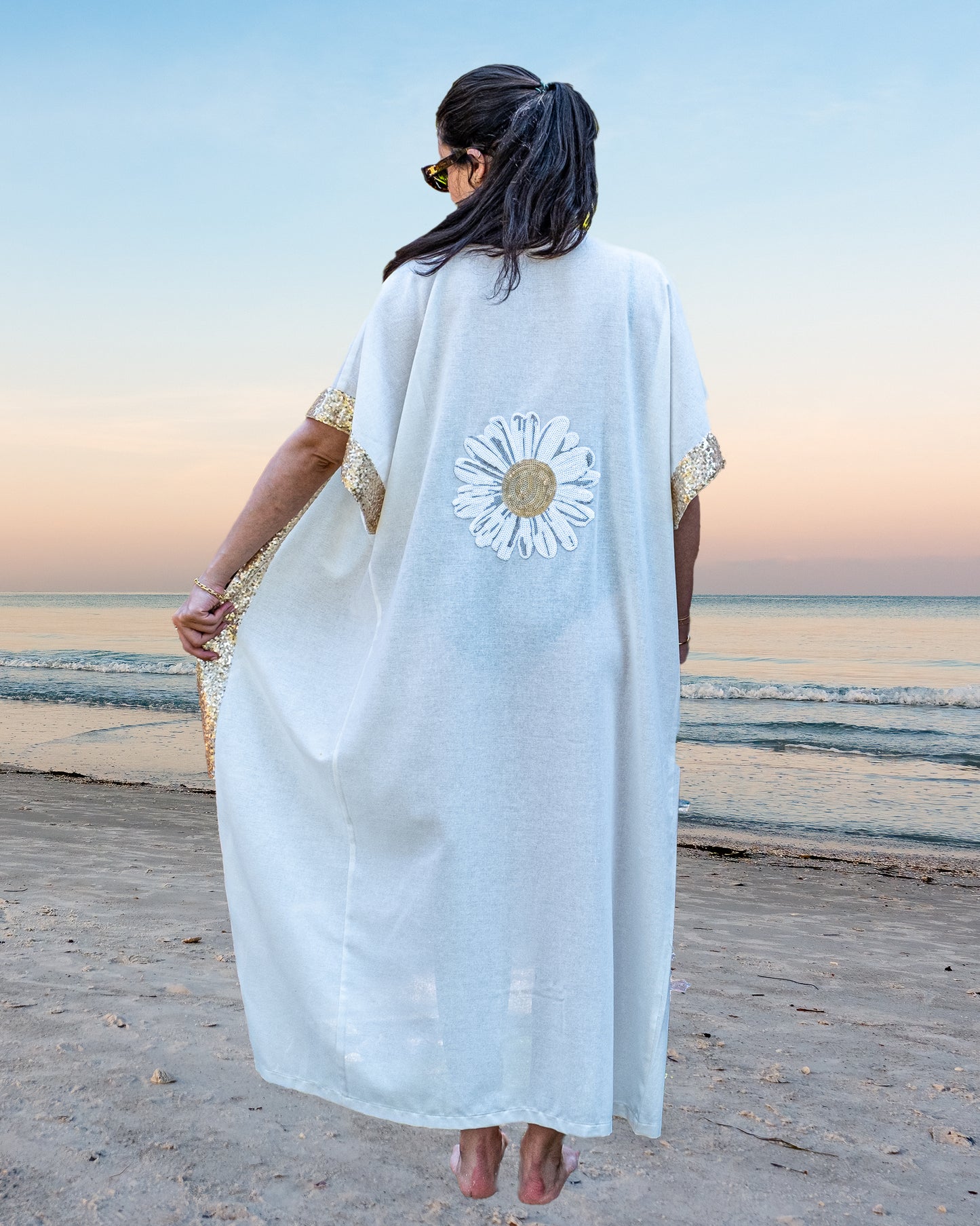 Layali Abaya – White & Gold